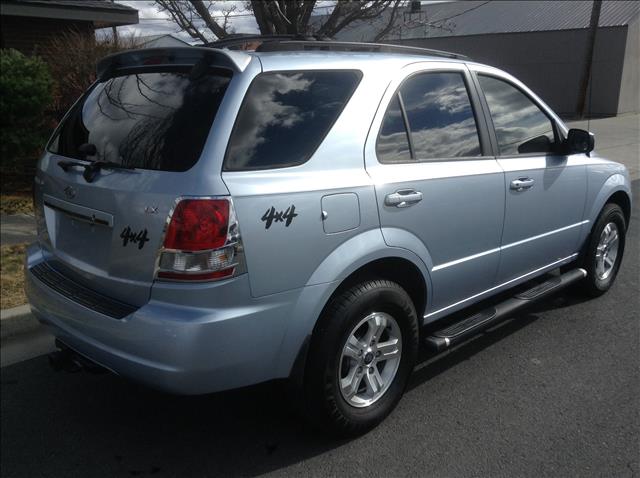 2005 Kia Sorento CREW CAB