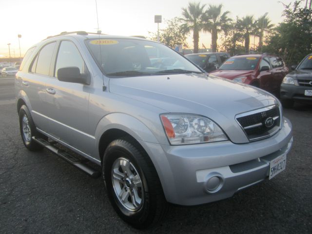 2005 Kia Sorento 4x4 Styleside Lariat