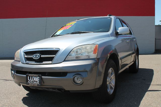 2005 Kia Sorento Crew Cab 126.0 WB 1SC LS Z85