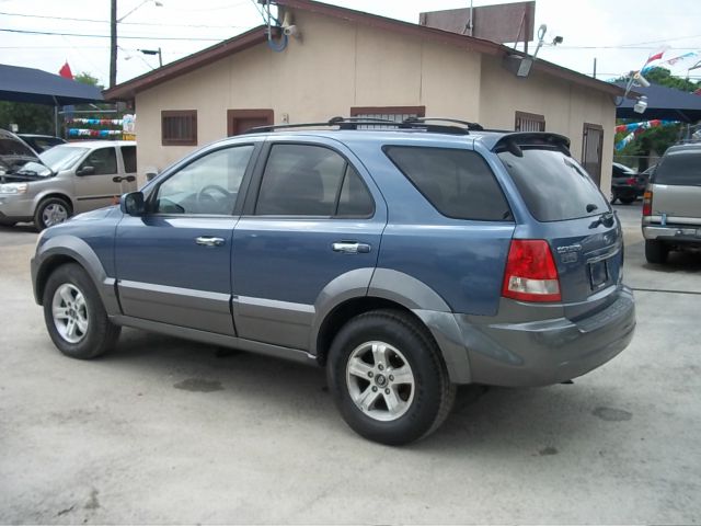 2005 Kia Sorento Crew Cab 126.0 WB 1SC LS Z85