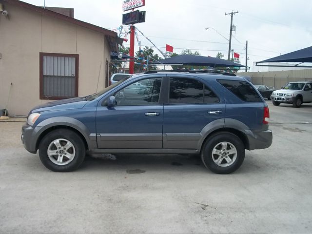 2005 Kia Sorento Crew Cab 126.0 WB 1SC LS Z85