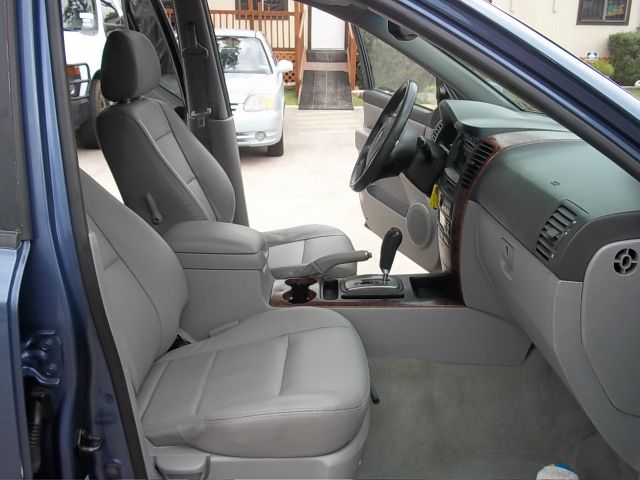 2005 Kia Sorento Crew Cab 126.0 WB 1SC LS Z85