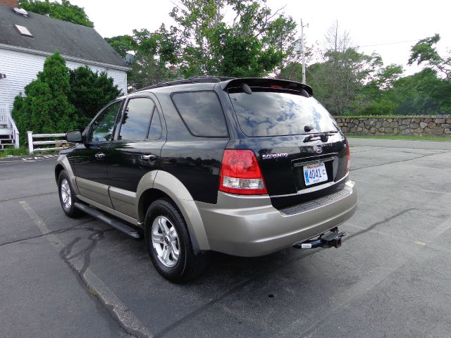 2005 Kia Sorento CREW CAB