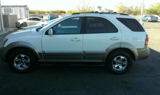 2005 Kia Sorento 4x4 Styleside Lariat