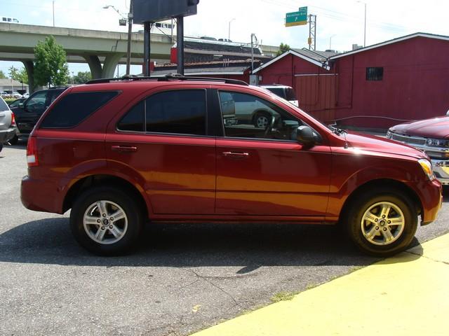 2005 Kia Sorento Elk Conversion Van