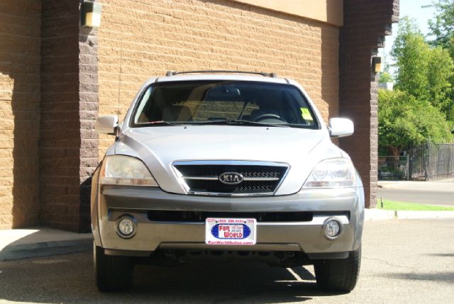 2005 Kia Sorento CREW CAB