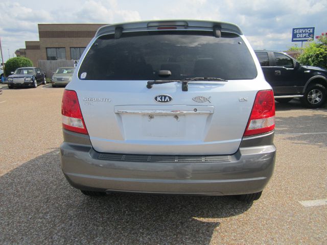 2006 Kia Sorento Crew Cab 126.0 WB 1SC LS Z85