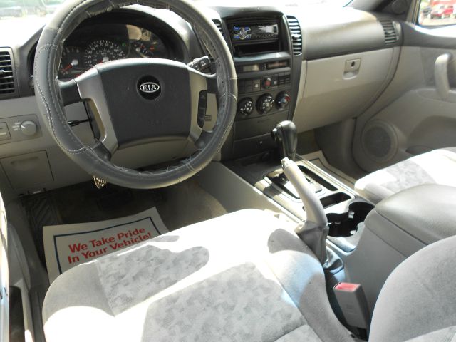 2006 Kia Sorento 4x4 Styleside Lariat