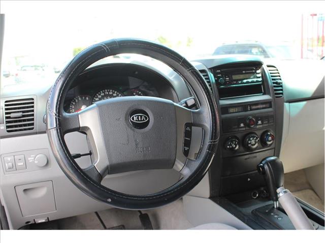 2006 Kia Sorento BASE LS XTR