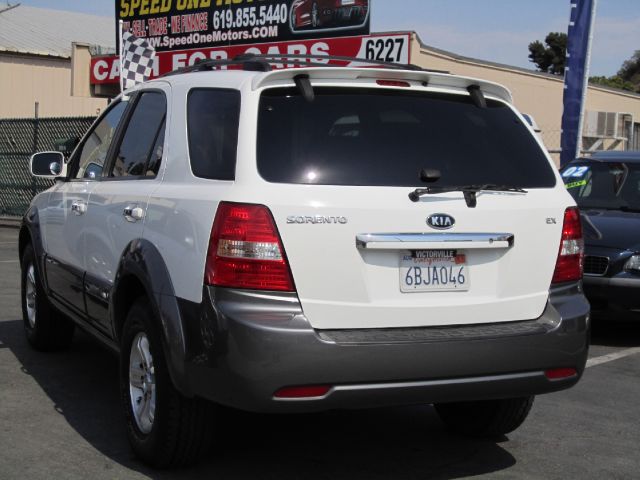 2007 Kia Sorento Crew Cab 126.0 WB 1SC LS Z85