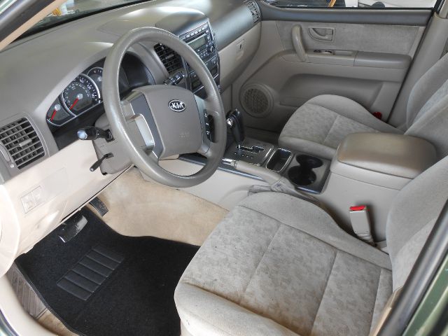 2007 Kia Sorento Base