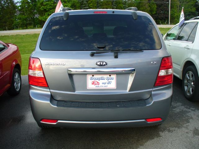 2008 Kia Sorento LS Truck