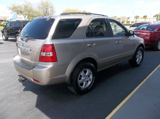 2008 Kia Sorento Base