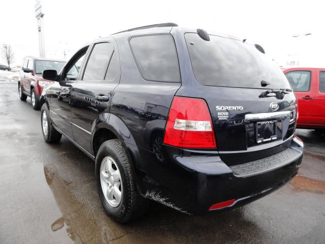 2008 Kia Sorento Elk Conversion Van