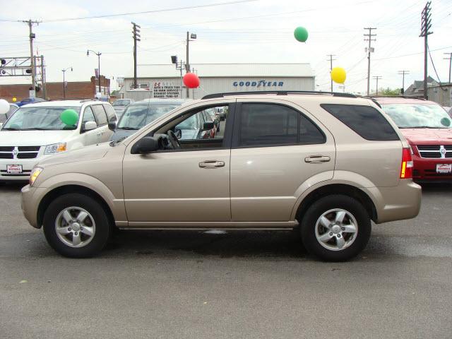 2009 Kia Sorento Elk Conversion Van