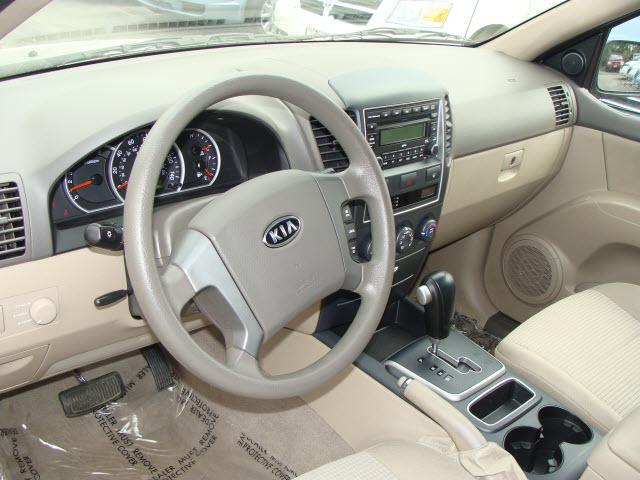 2009 Kia Sorento Elk Conversion Van