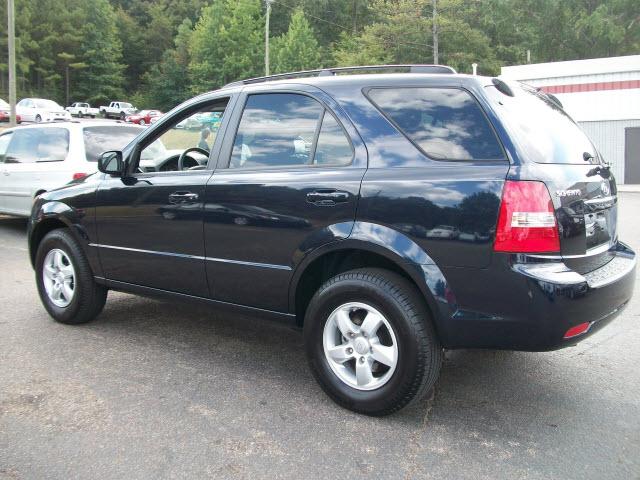 2009 Kia Sorento Elk Conversion Van