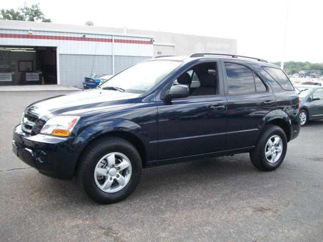 2009 Kia Sorento Elk Conversion Van