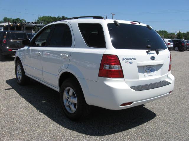 2009 Kia Sorento Elk Conversion Van