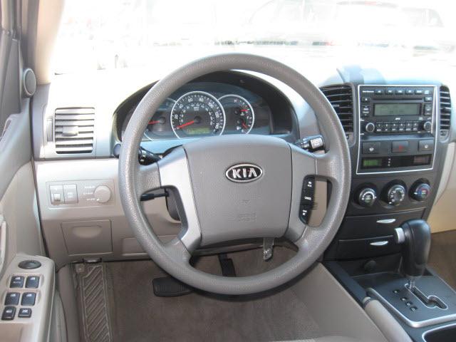 2009 Kia Sorento Elk Conversion Van