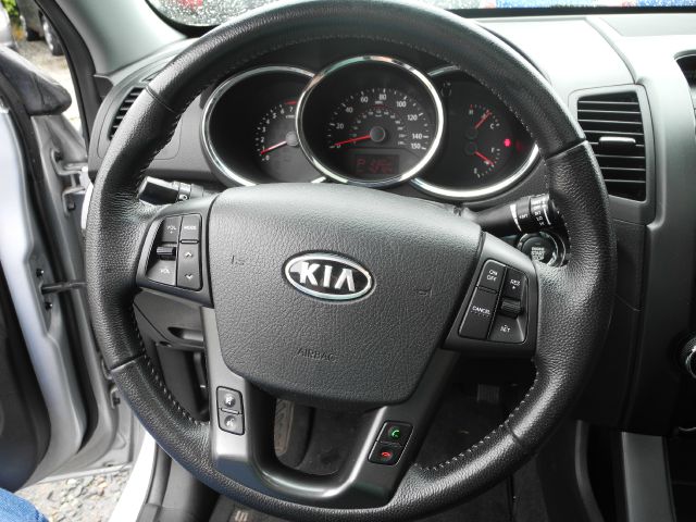 2011 Kia Sorento GT Moonroof