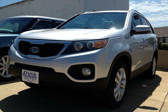 2011 Kia Sorento 4x4 Styleside Lariat