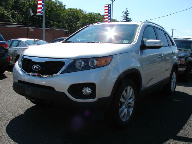 2011 Kia Sorento Touring W 6 Disc