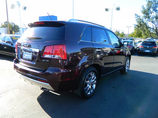 2012 Kia Sorento AWD, REAR DVD, Navigation, 3RD ROW, Mem/heat Seats