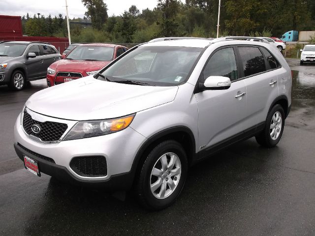 2012 Kia Sorento LS Truck