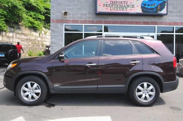 2013 Kia Sorento Elk Conversion Van