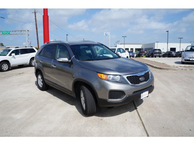 2013 Kia Sorento Elk Conversion Van