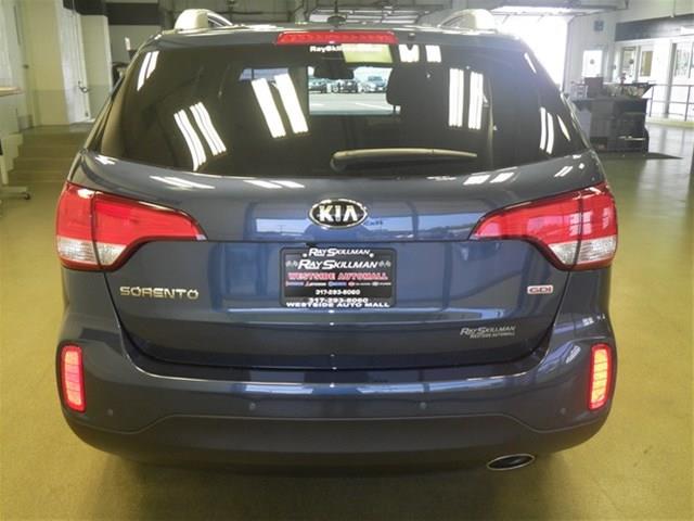 2014 Kia Sorento Elk Conversion Van