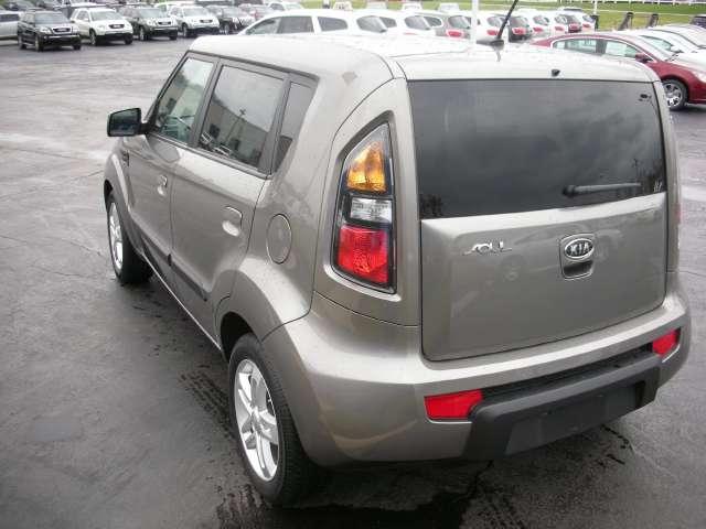 2010 Kia Soul LT ONE Owner