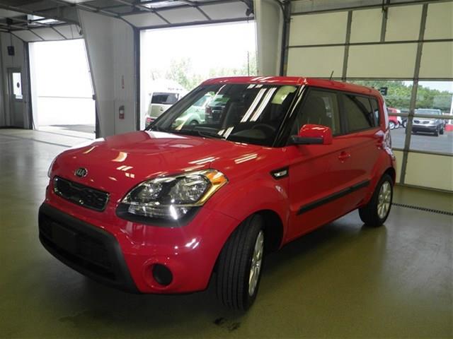 2013 Kia Soul Extenede CAB 4X4