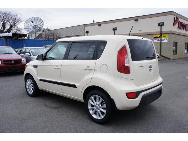 2013 Kia Soul 330cic Convertible