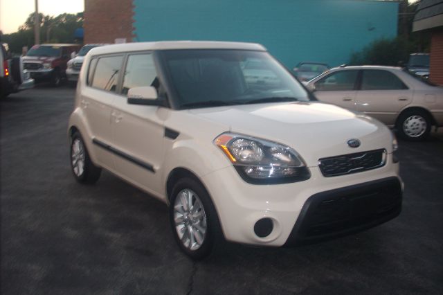 2013 Kia Soul All-wheel Drive LS