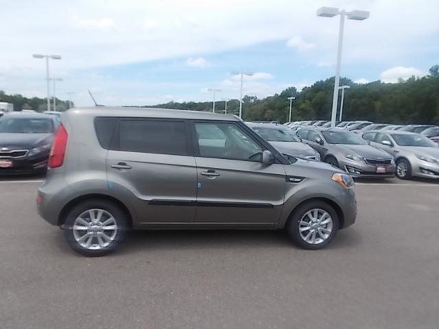 2013 Kia Soul Base