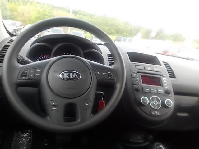 2013 Kia Soul Base