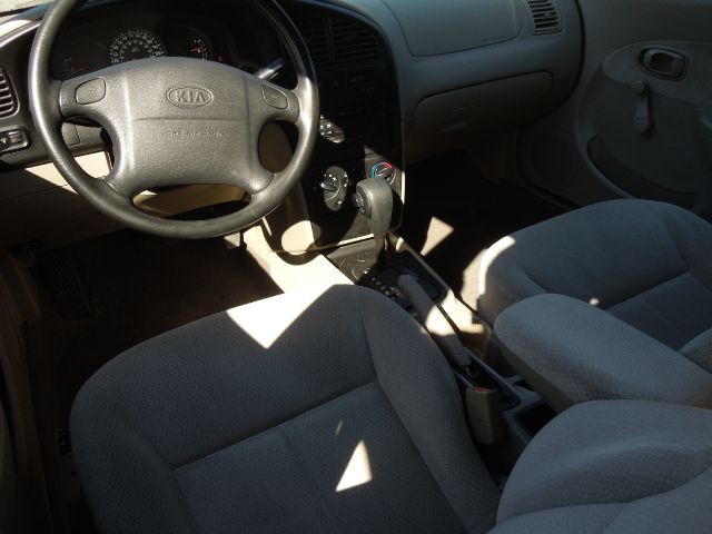 2002 Kia Spectra Base