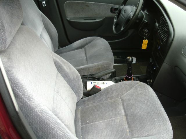 2002 Kia Spectra Base