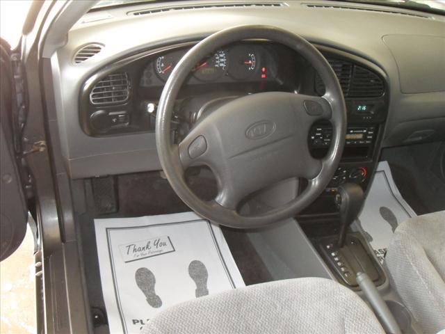 2003 Kia Spectra 24 Box