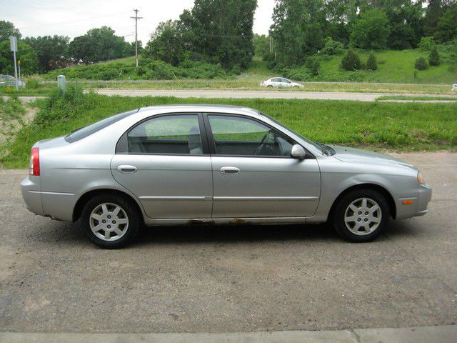 2003 Kia Spectra XLS