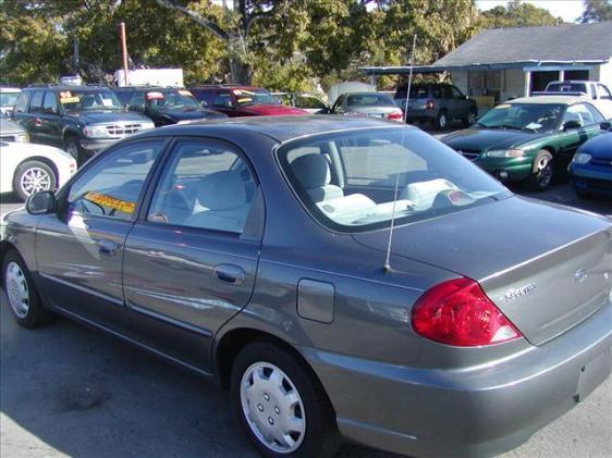 2003 Kia Spectra 24 Box