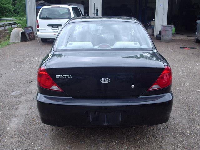 2003 Kia Spectra Base