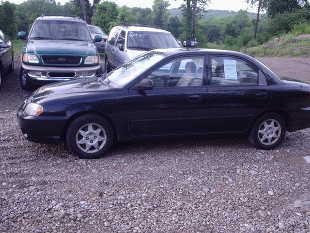 2003 Kia Spectra Base