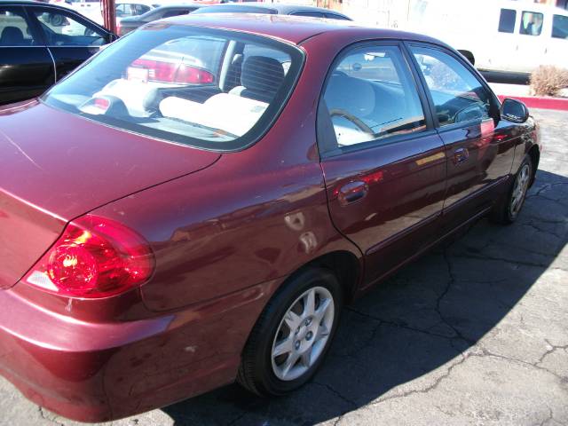 2003 Kia Spectra 24 Box