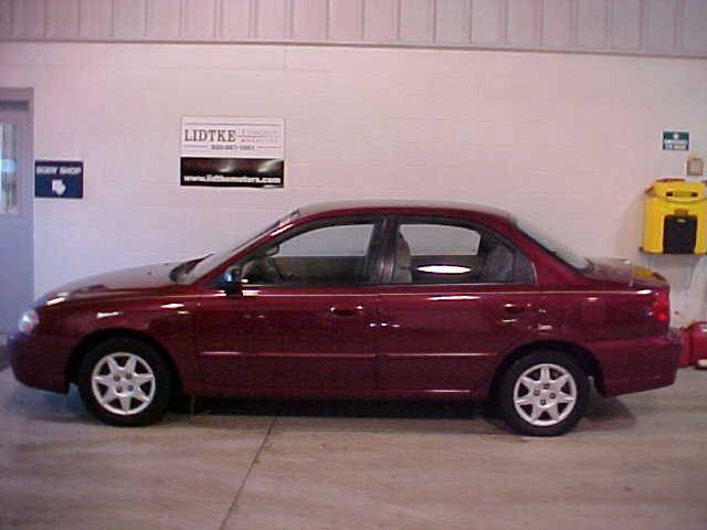 2003 Kia Spectra Base