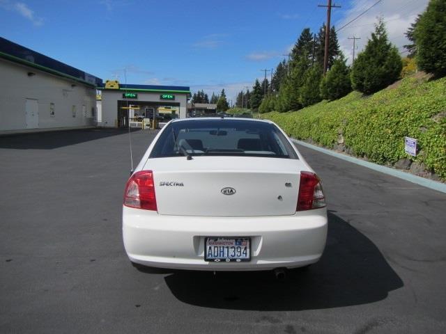 2004 Kia Spectra XLS