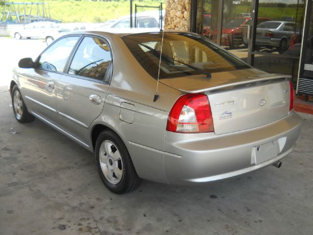 2004 Kia Spectra XLS