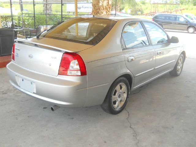 2004 Kia Spectra XLS